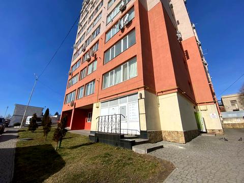 комерційна за адресою Івана Франка вул., 44в