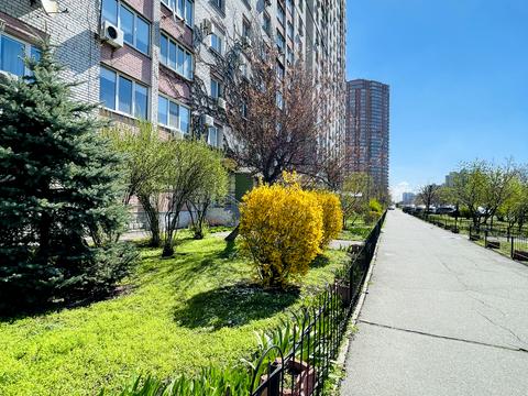 квартира по адресу Ревуцкого ул., 5