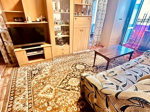 квартира за адресою Привокзальна вул., 12