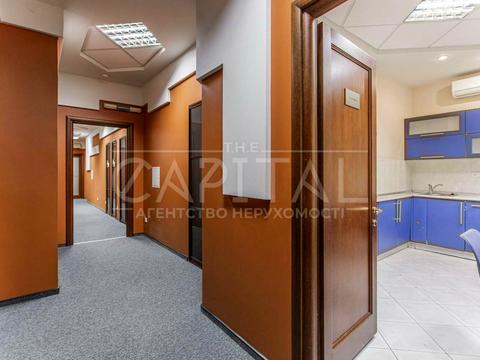 комерційна за адресою Старонаводницька вул., 13