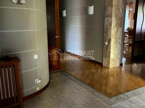 дом по адресу Льва Ландау просп. (50-летия СССР), 132