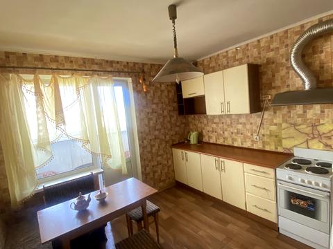 квартира за адресою Милославська вул., 16