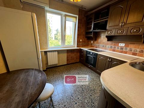 квартира за адресою Василя Стуса вул., 5
