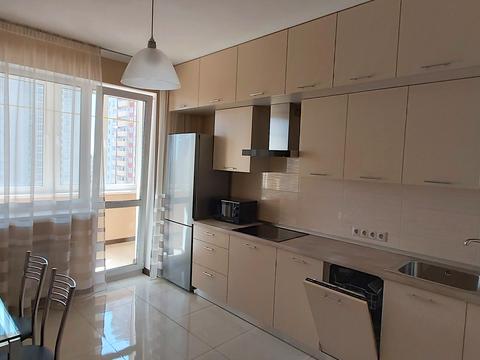 квартира за адресою Бориса Гмирі вул., 14-А