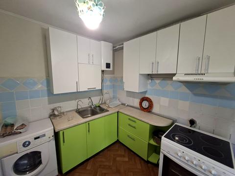 квартира за адресою Академіка Булаховського вул., 42/43