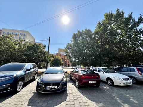 коммерческая по адресу Инглези ул. (25-ї Чапаєвської Дивізії), 6в