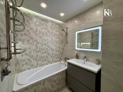 квартира за адресою Героїв просп., 45
