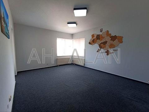 коммерческая по адресу Большая Васильковская ул. (Красноармейская), 9-2