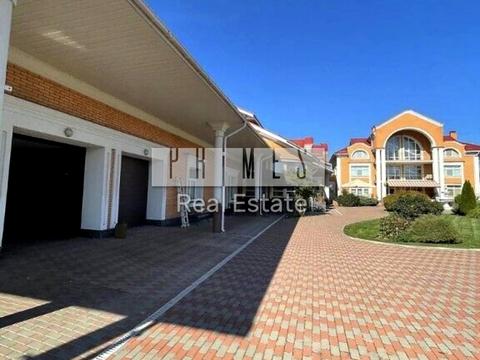 будинок за адресою Центральна вул.