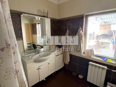 будинок за адресою Сергія Альмужного, 12