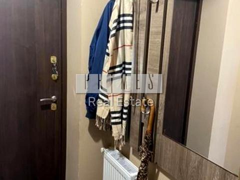 дом по адресу Небесной Сотни ул. (Паризької Комуни)