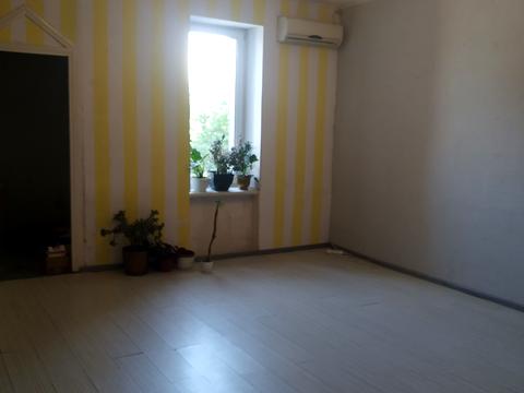 комерційна за адресою Героїв Майдану вул. (Театральна), 16