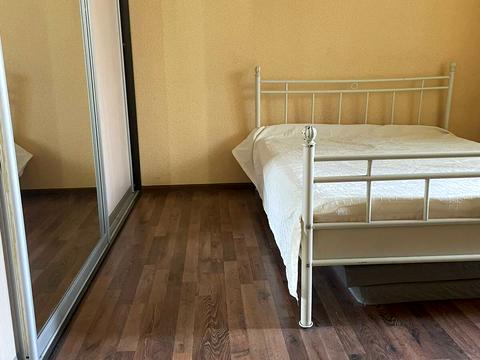 квартира по адресу Драгоманова ул., 3-Б