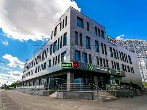комерційна за адресою Миколи Бажана просп., 1-Ц