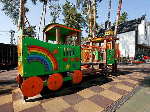 дом по адресу вул. Коновальця, 49