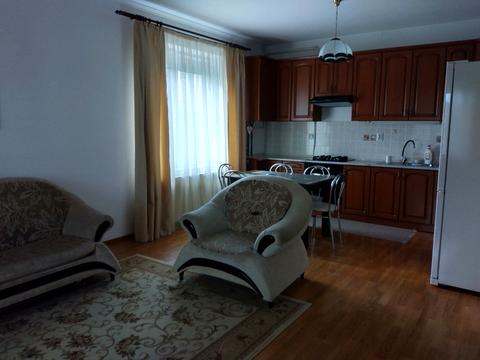 будинок за адресою Центральна