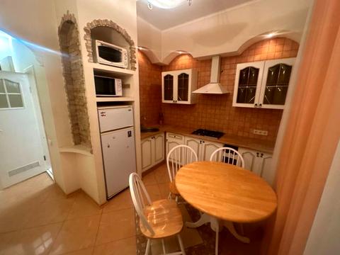 квартира за адресою Володимирська вул., 37
