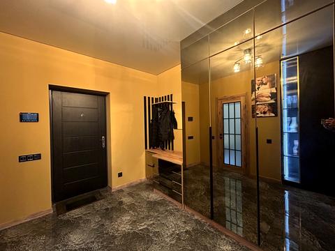 квартира за адресою Академіка Глушкова просп., 42