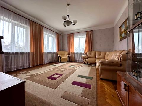 будинок за адресою Щаслива вул., 25