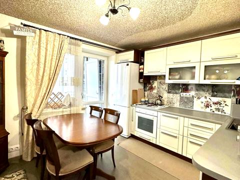 квартира за адресою Річицька вул., 9