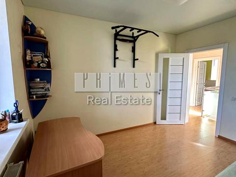 будинок за адресою Енергетиків вул.