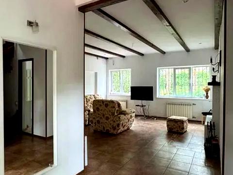 будинок за адресою Анатолія Солов'яненка вул.