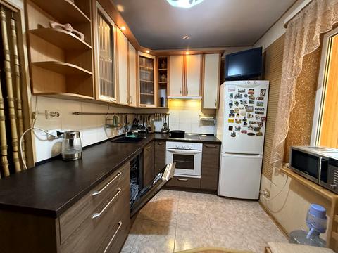 квартира за адресою Ревуцького вул., 18