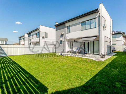 будинок за адресою Доброго Дуба вул.