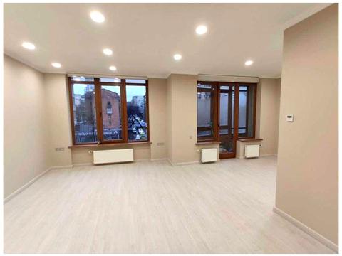 комерційна за адресою Жилянська вул., 59