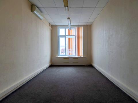 коммерческая по адресу Хрещатик, 7/11