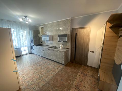 квартира за адресою Вишняківська вул., 4