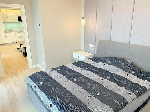 квартира за адресою Дніпровська набережна вул., 16-Д