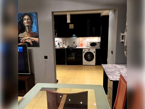 квартира за адресою Мілютенка вул., 17-Б