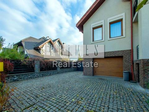 будинок за адресою Київ, Лютнева вул., 58