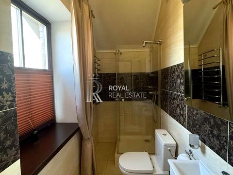 будинок за адресою с. Лісники, квіткова