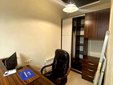 комерційна за адресою Саксаганського вул., 68/21