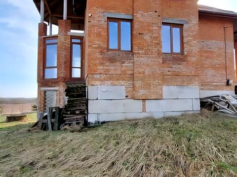 дом по адресу Степана Бандери