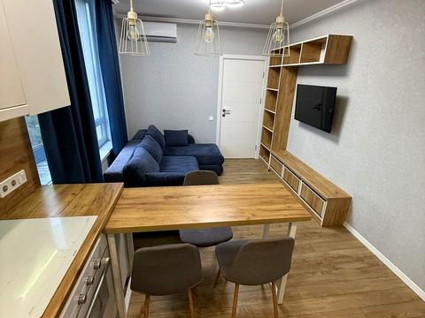 квартира за адресою Салютна вул., 2