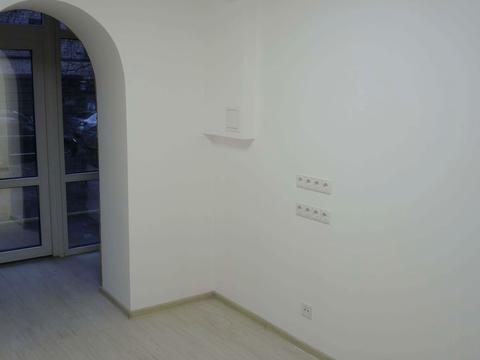 комерційна за адресою Левандовська вул. (Аніщенка), 14