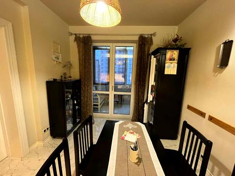 квартира за адресою Дніпровська набережна вул., 1