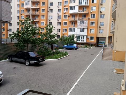квартира за адресою Геннадія Афанасьєва вул., 1
