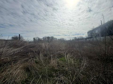участок по адресу Центральна, 5