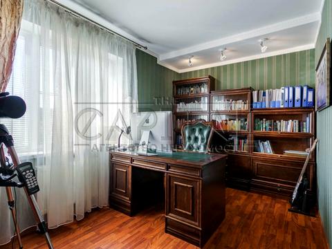 будинок за адресою Вишнева, 1