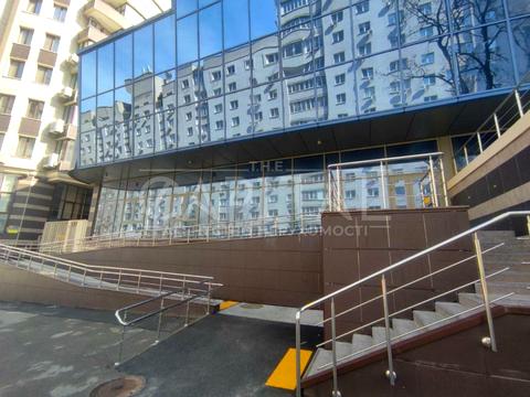 комерційна за адресою Василя Тютюнника вул. (Анрі Барбюса), 37/1