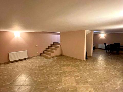 будинок за адресою Горіхова