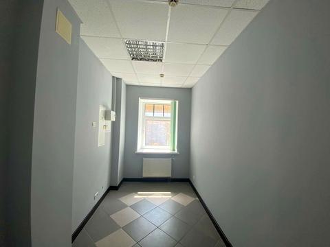 комерційна за адресою Ігорівська вул., 7