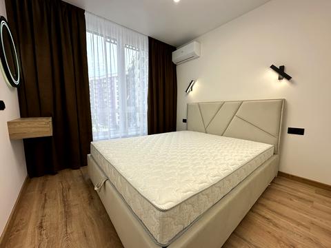 квартира за адресою Юліана Пелеша вул., 1