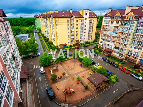 квартира за адресою Академіка Лебедєва вул., 1
