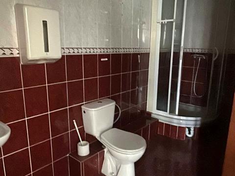 коммерческая по адресу Исполкомовская ул., 7