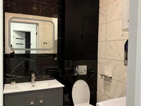 квартира за адресою Домбровського вул., 75